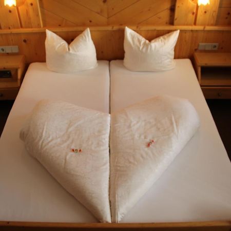 Hotel Garni Apart Elfriede Fiss Pokoj fotografie