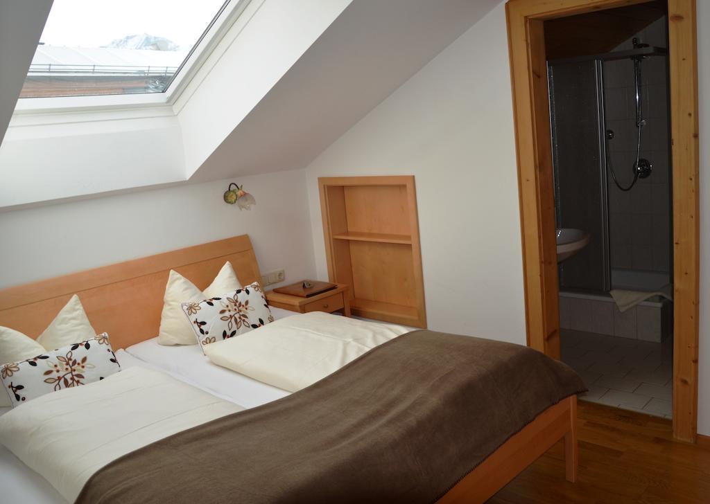 Hotel Garni Apart Elfriede Fiss Pokoj fotografie